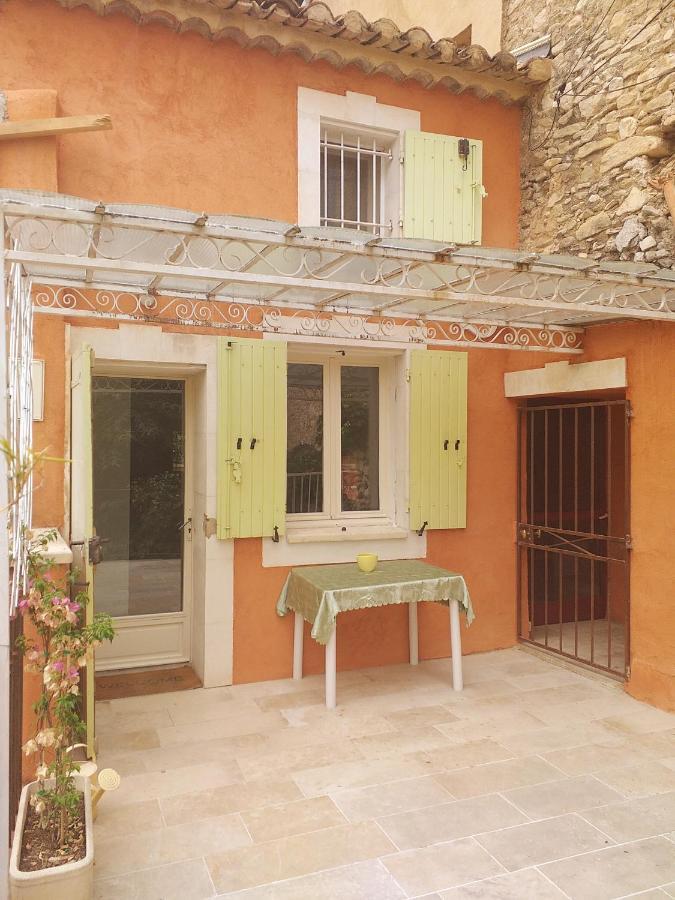 Maison Au Coeur De Fontaine De Vaucluse, Nichee Sur Le Rocher Et Surplombant La Sorgue Экстерьер фото